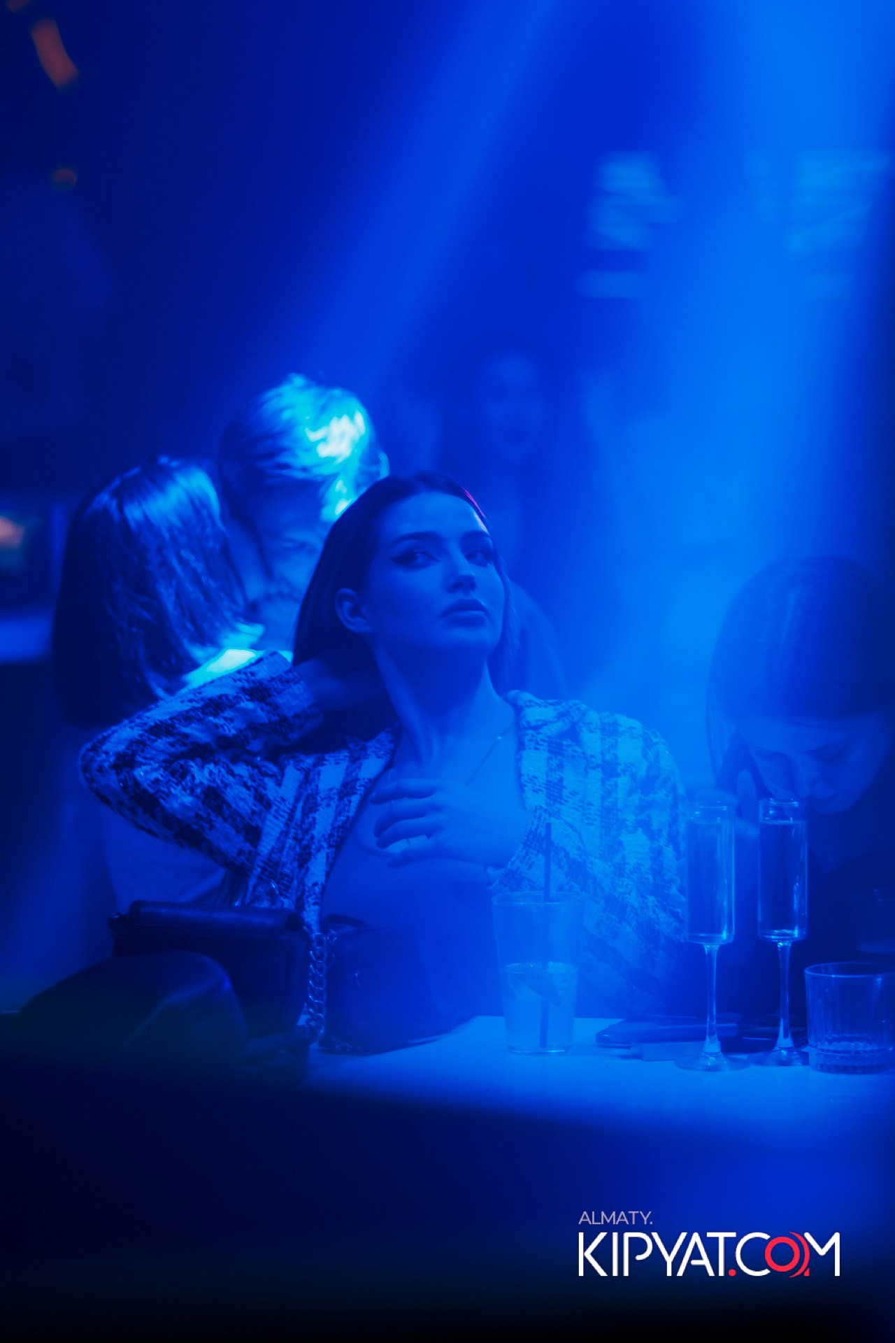 КОНЦЕРТ ГРУППЫ HIFI SANTA BARBARA. КИПЯТКОМ АЛМАТЫ!