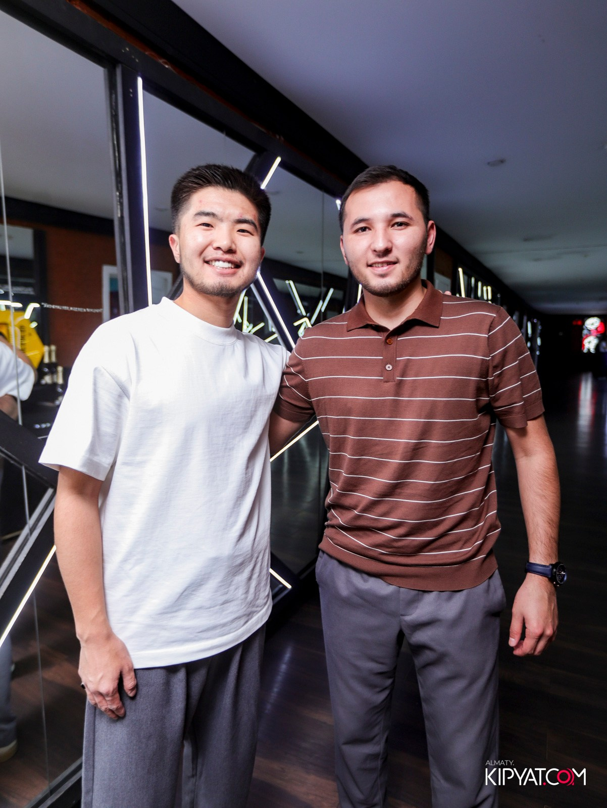 УХО И МЕДВЕДЬ НА САИНА. КИПЯТКОМ АЛМАТЫ! Фотосъемка мероприятий в Алматы