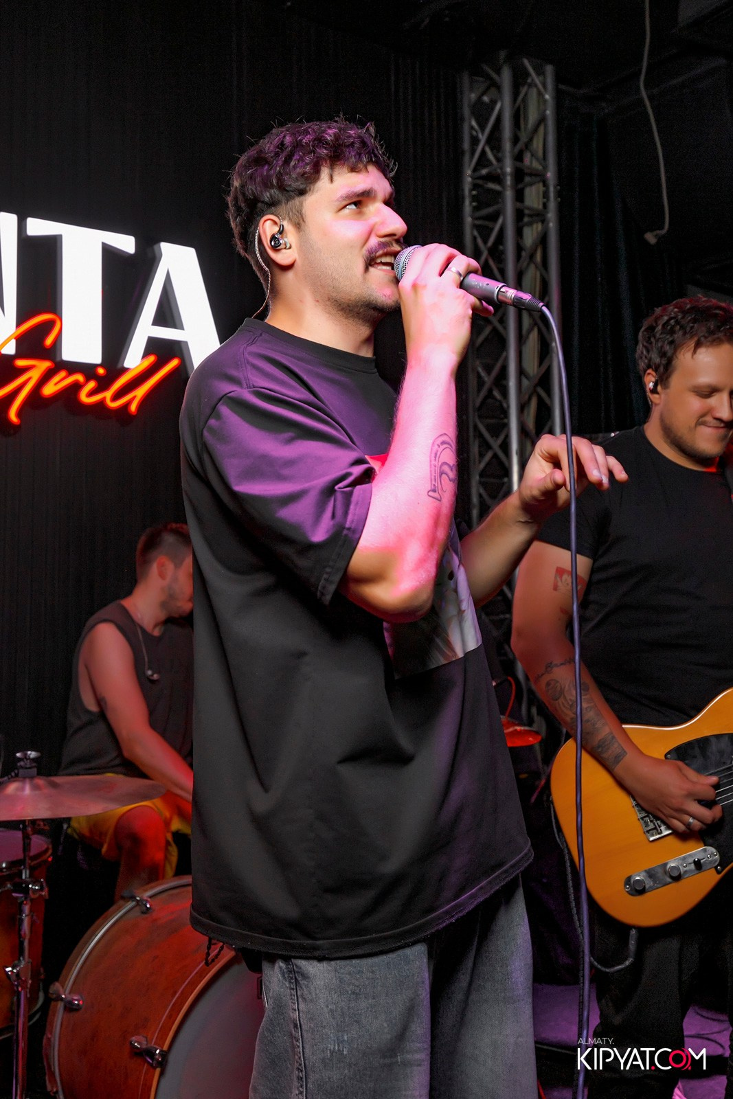 PINTA НА ДОСТЫК. КИПЯТКОМ АЛМАТЫ!