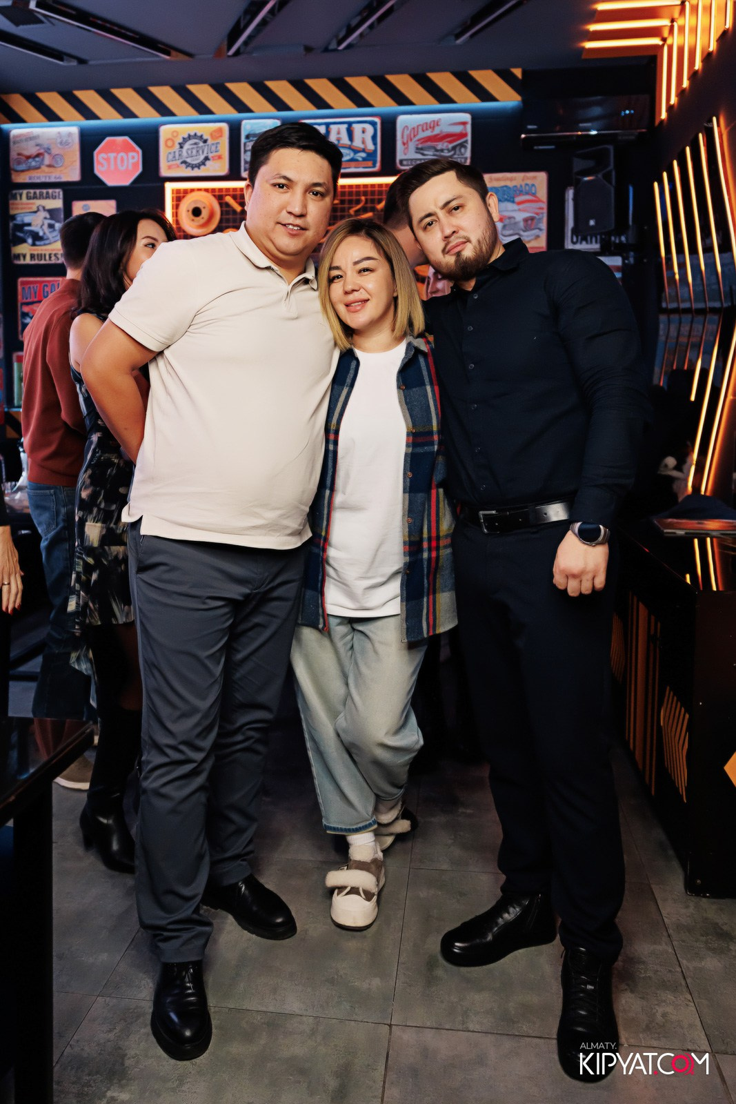 ЗАЯ, НА БИС. КИПЯТКОМ АЛМАТЫ!