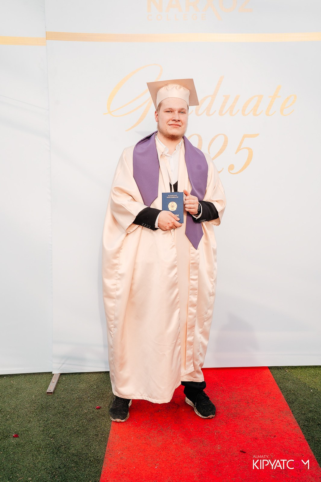 ВРУЧЕНИЕ ДИПЛОМОВ — НАРХОЗ КОЛЛЕДЖ. Part 1. КИПЯТКОМ АЛМАТЫ!