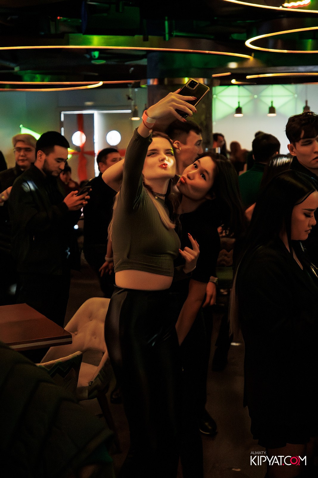 EVENT BAR. КИПЯТКОМ АЛМАТЫ!