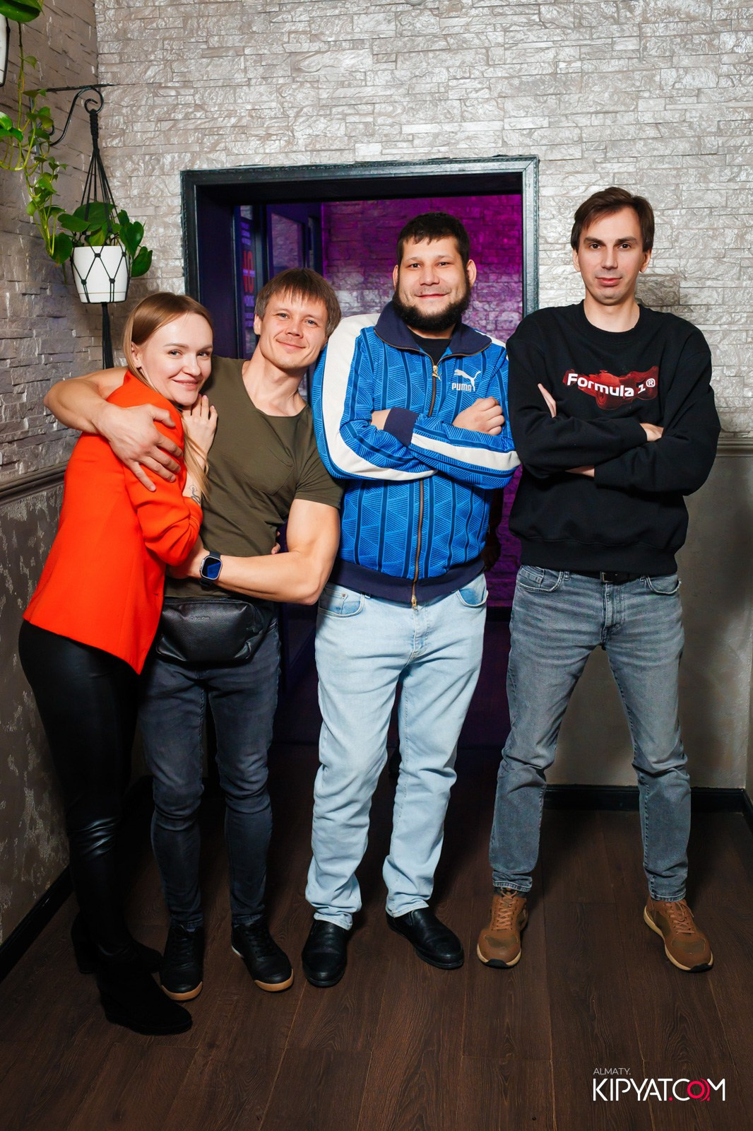 УХО И МЕДВЕДЬ НА ГАГАРИНА. КИПЯТКОМ АЛМАТЫ!