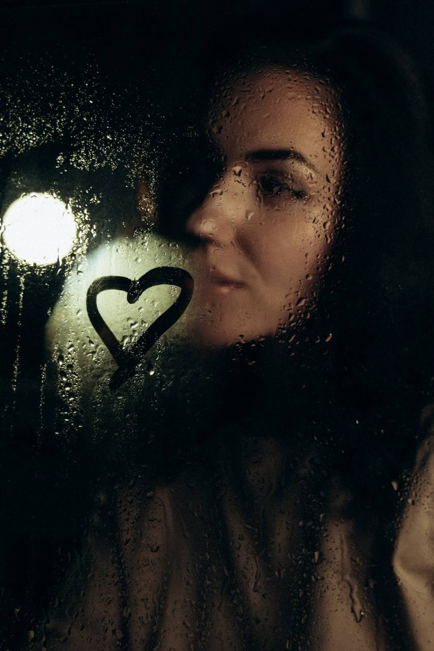 Мокрое стекло