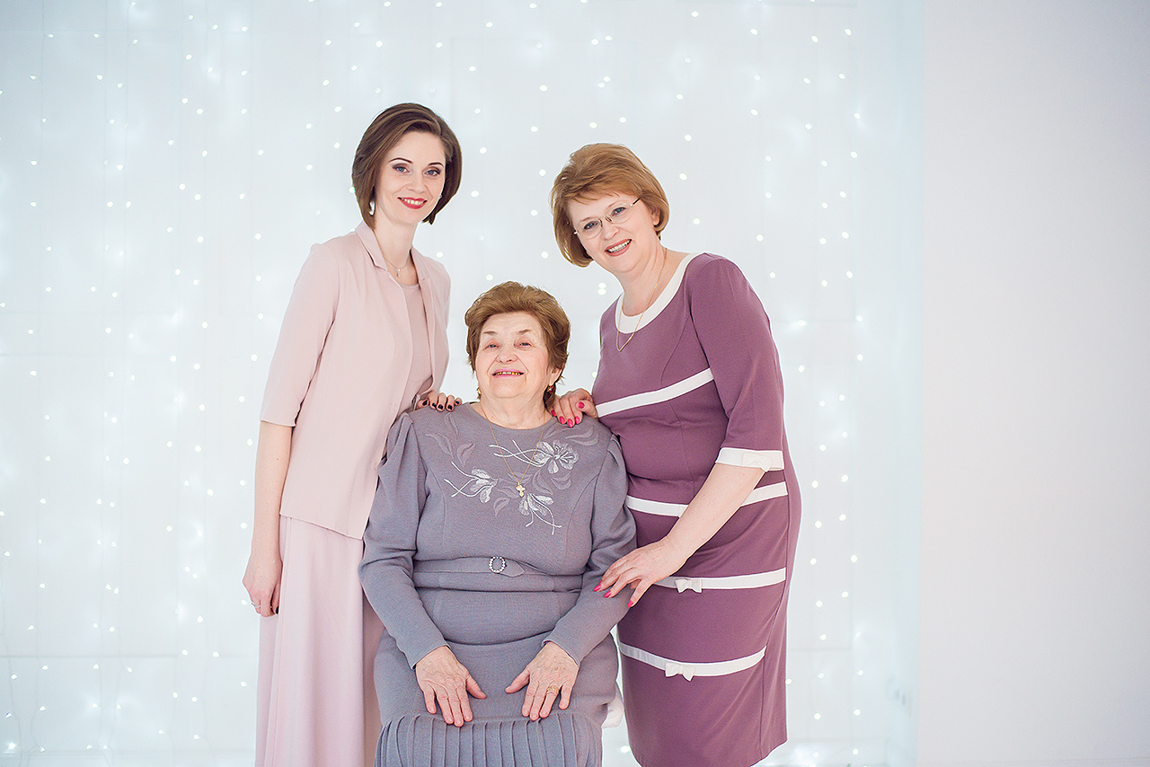 Три поколения. Фотограф Ростов-на-Дону Белла Керимова