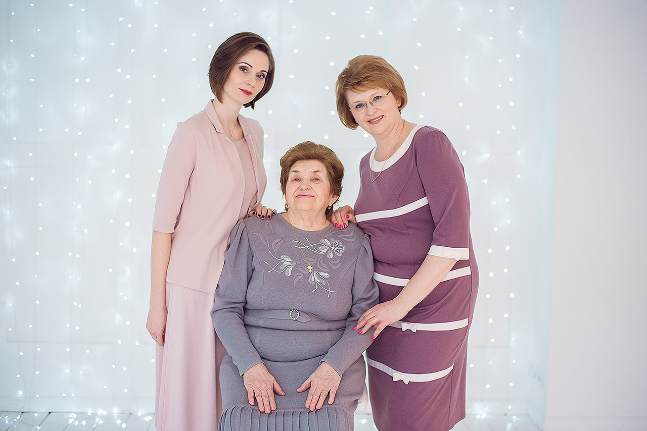 Три поколения. Фотограф Ростов-на-Дону Белла Керимова