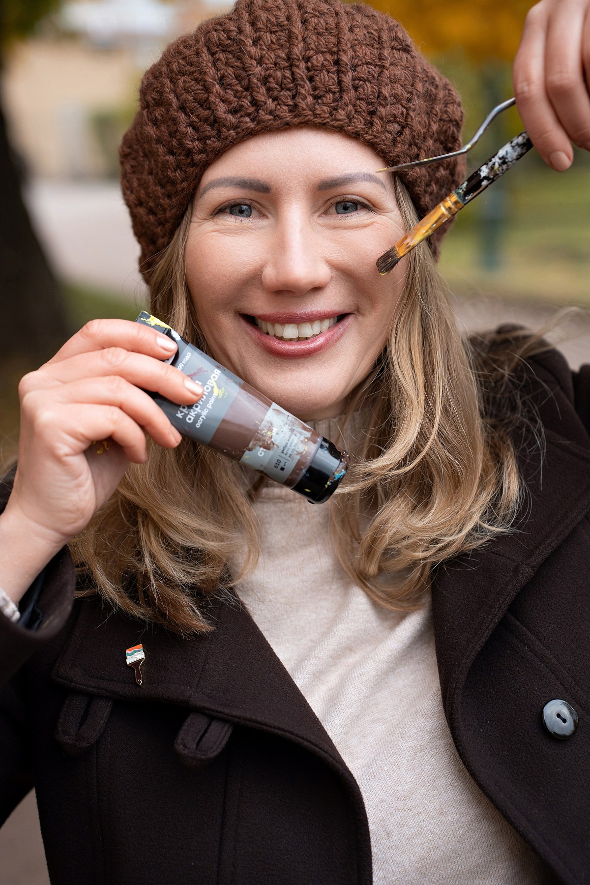 Кистью и листьями. Художник Анна Пятковская. Фотограф Мария Ковкова