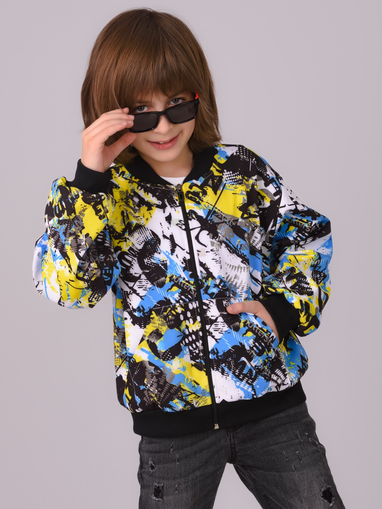 Детская фотосъемка для каталогов одежды и рекламы. Gramy-studio: фото, видео, инфографика и 3D визуализация для маркетплейсов