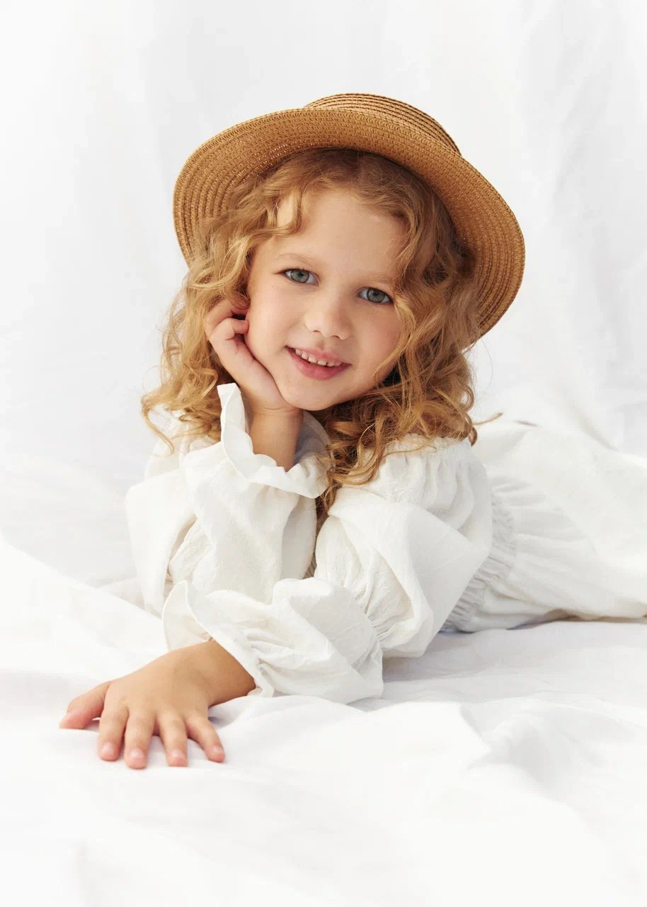 Сиренко Алиса 8 ЛЕТ 122 СМ. Детское модельное агентство Musthave agency. База профессиональных моделей