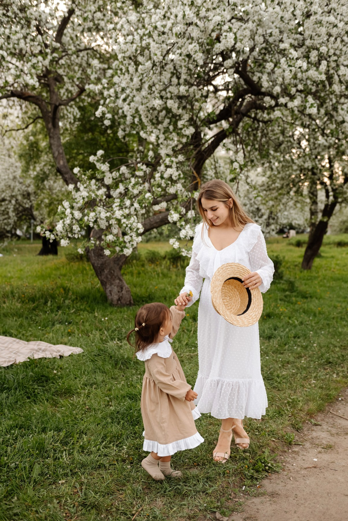 Яблоневое цветение. Свадебный и сеейный фотограф в Санкт-Петербурге Елена Худякова