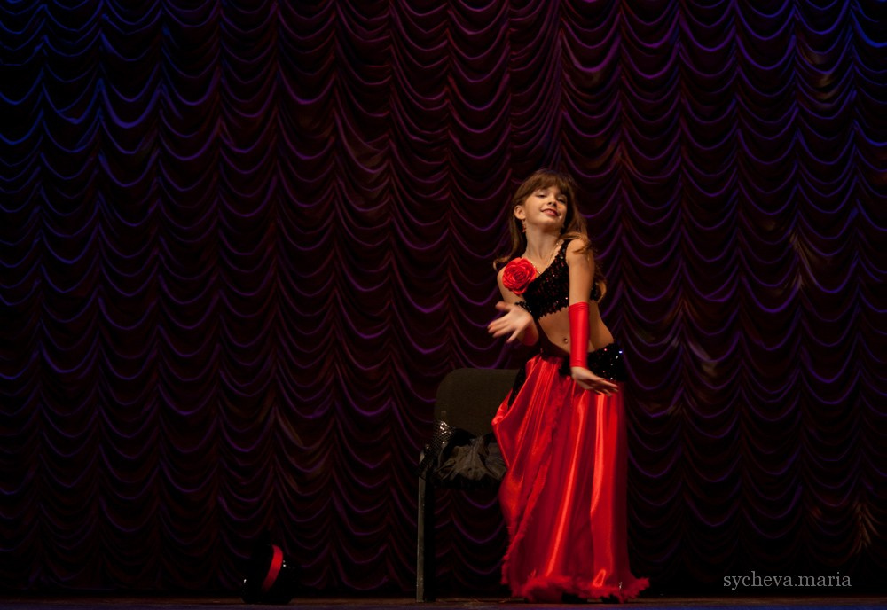 Амира. Детский концерт. Детский и семейный фотограф, фотограф мероприятий Нижний Новгород