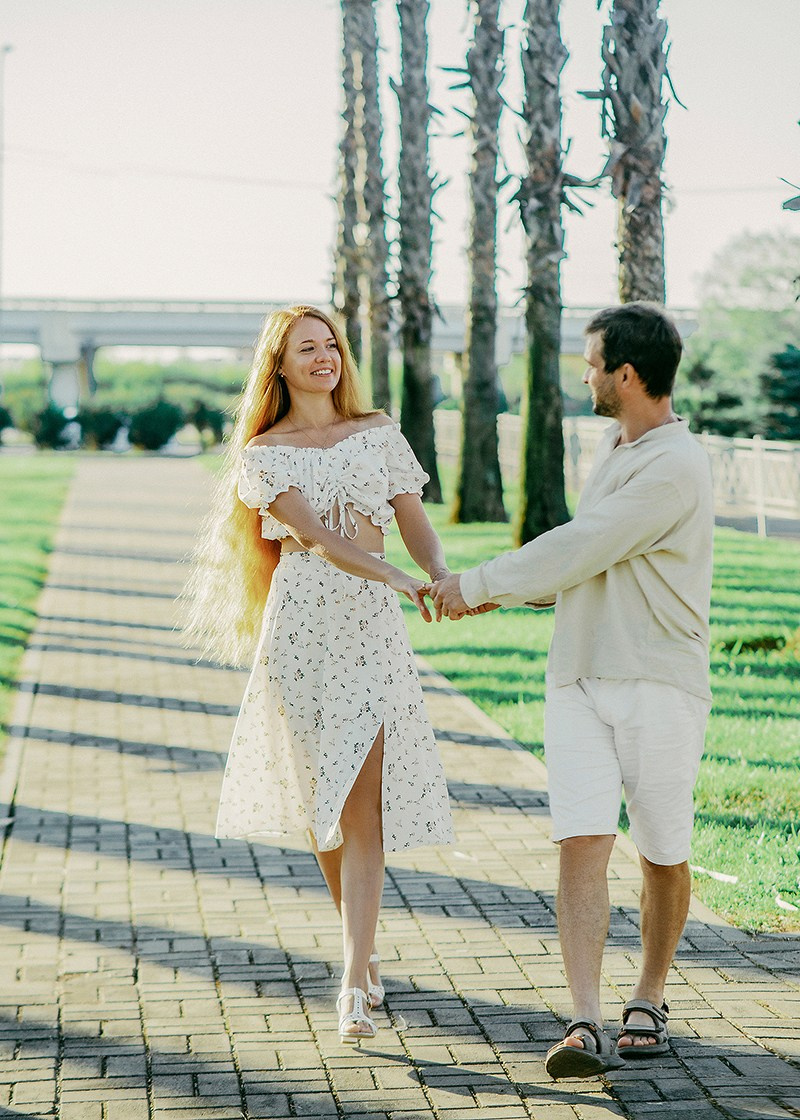 Love Story в Адлере, Сириусе. Фотограф в Адлере, Сириусе, Красной Поляне — лавстори, семейные и индивидуальные фотосессии