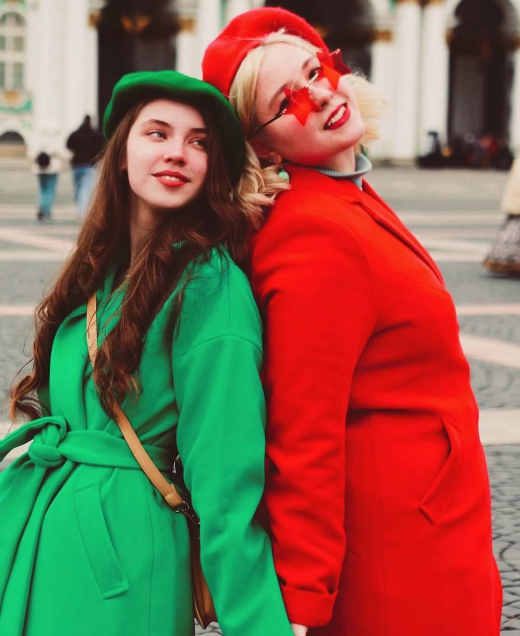 Пальто коммерция. Костюмер, художник кино и телевидения в спб