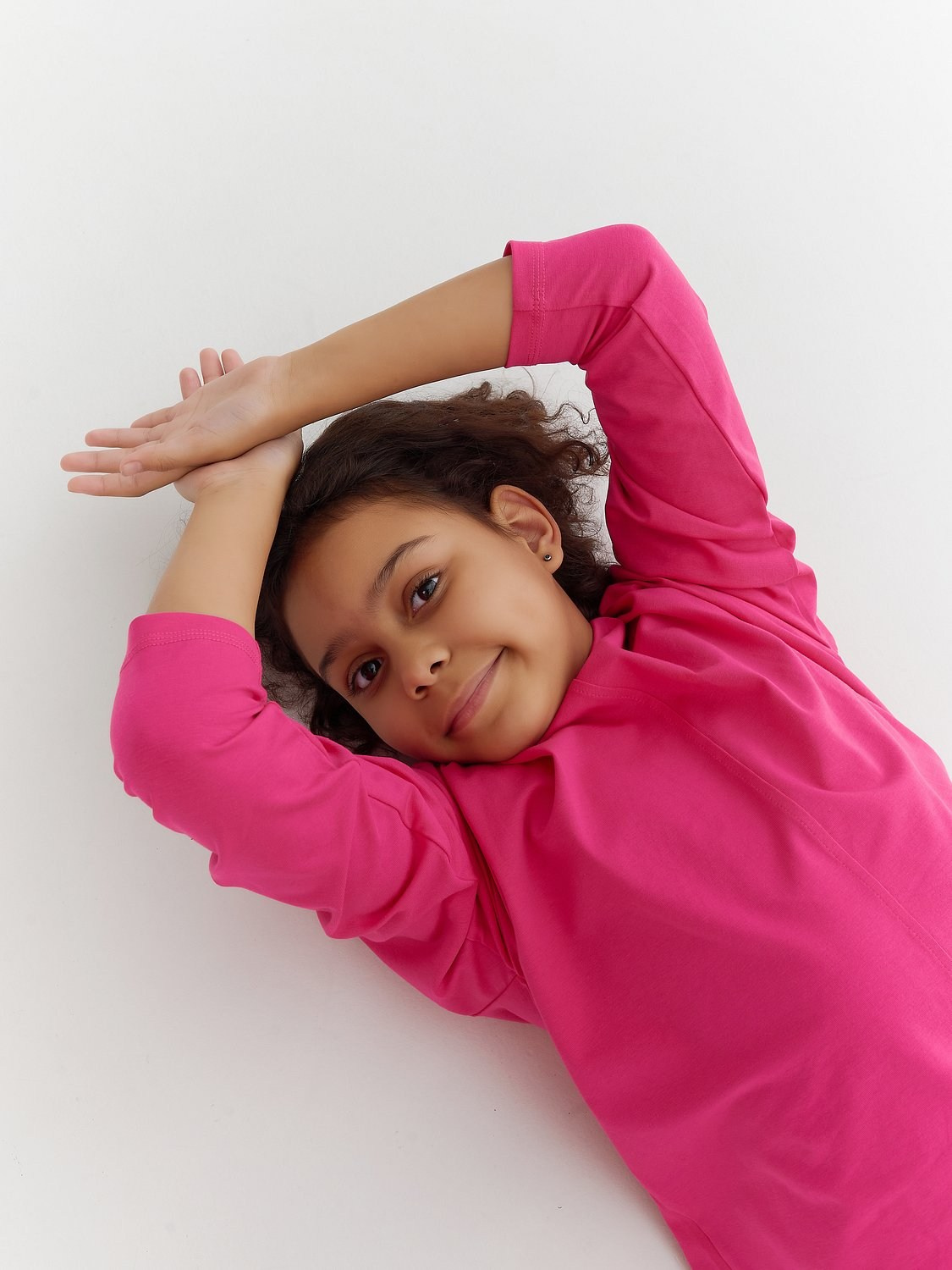 Детская одежда: лонгсливы и футболки. Портретный фотограф в Санкт-Петербурге