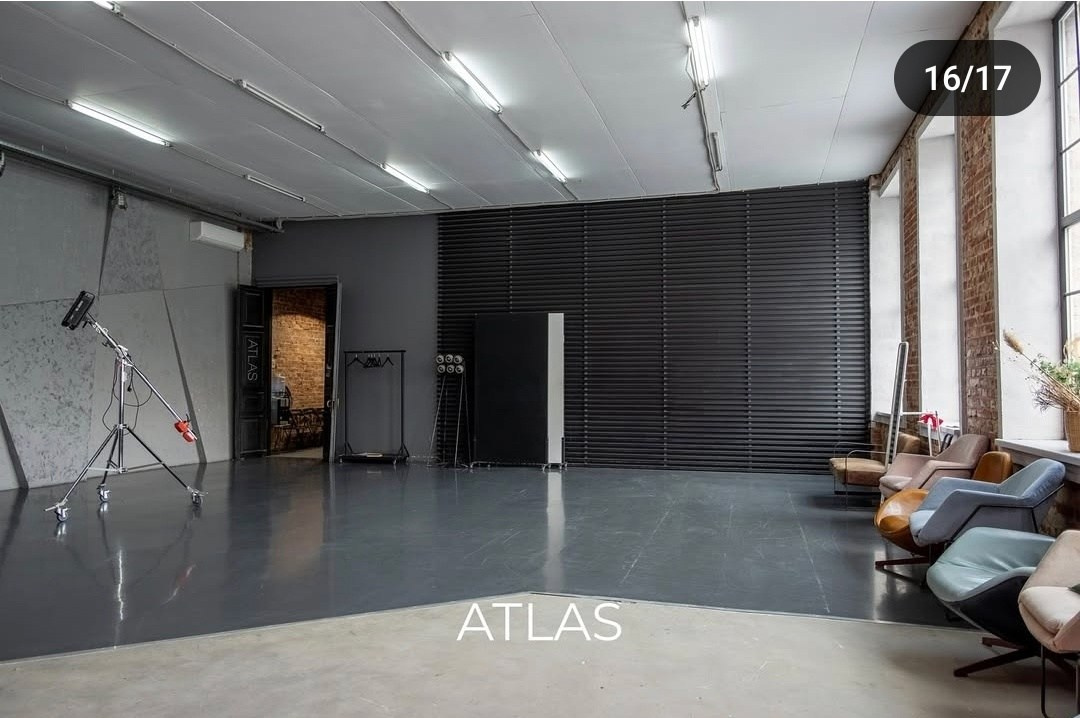 Фотостудия "Простор" зал «ATLAS». Свадебный фотограф в Ростове Александра Груздева