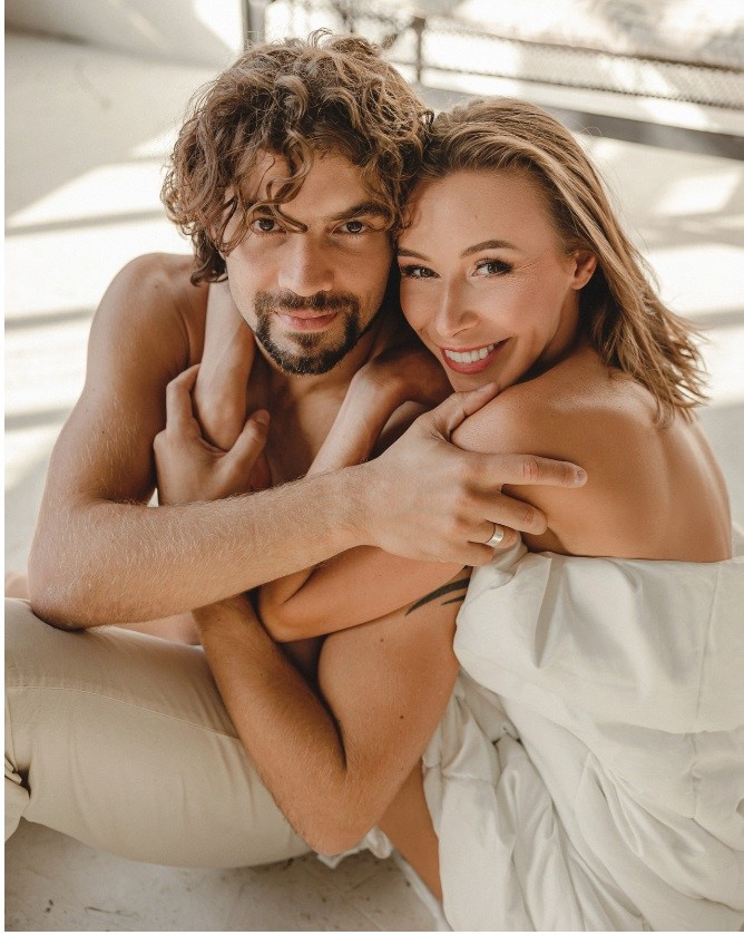 НОВЫЕ СЪЕМКИ В СТУДИИ — ПАРЫ (ПЛАН)