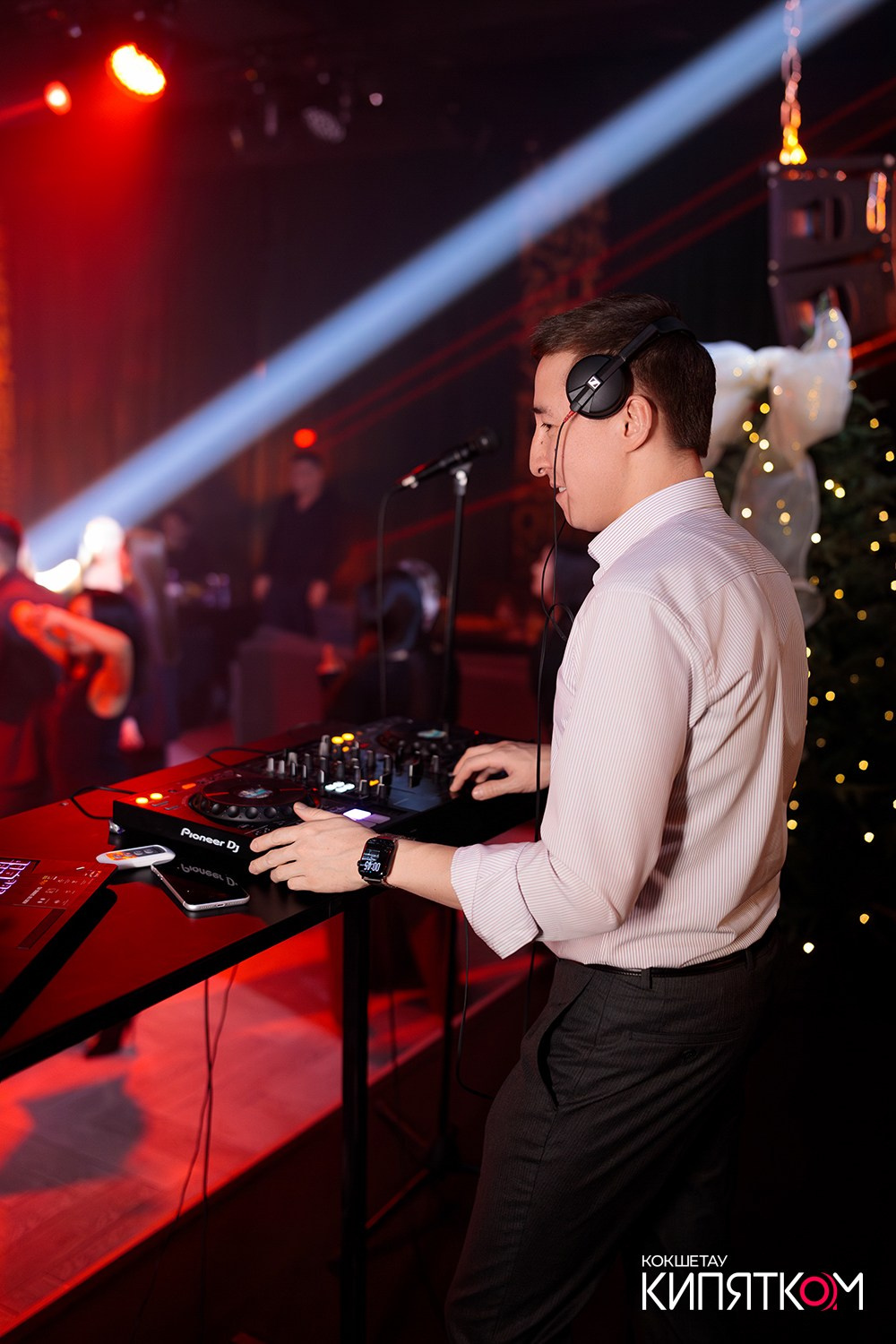 NE BRUKLIN. КИПЯТКОМ КОКШЕТАУ