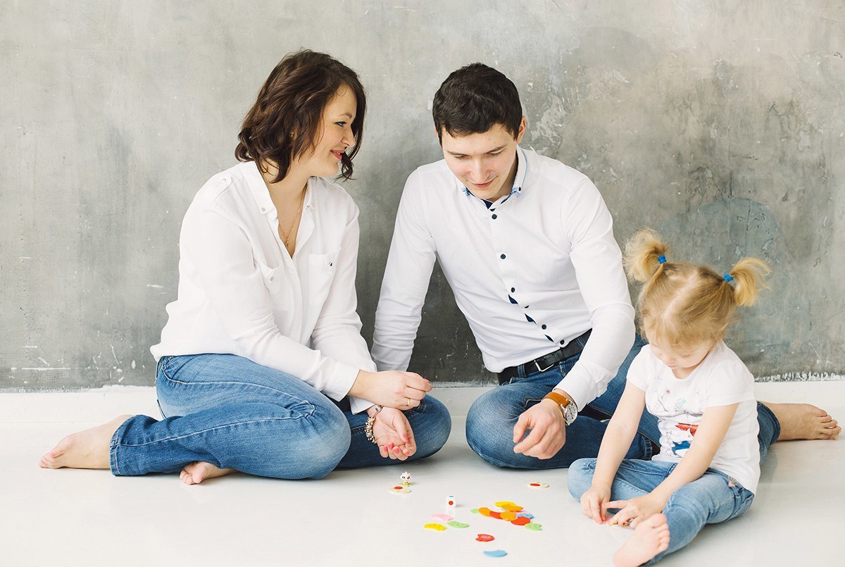 Юля Тимур и Арина. Свадебный и семейный пленочный фотограф в Петербурге Истомина Ирина