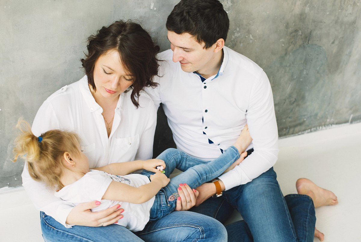 Юля Тимур и Арина. Свадебный и семейный пленочный фотограф в Петербурге Истомина Ирина