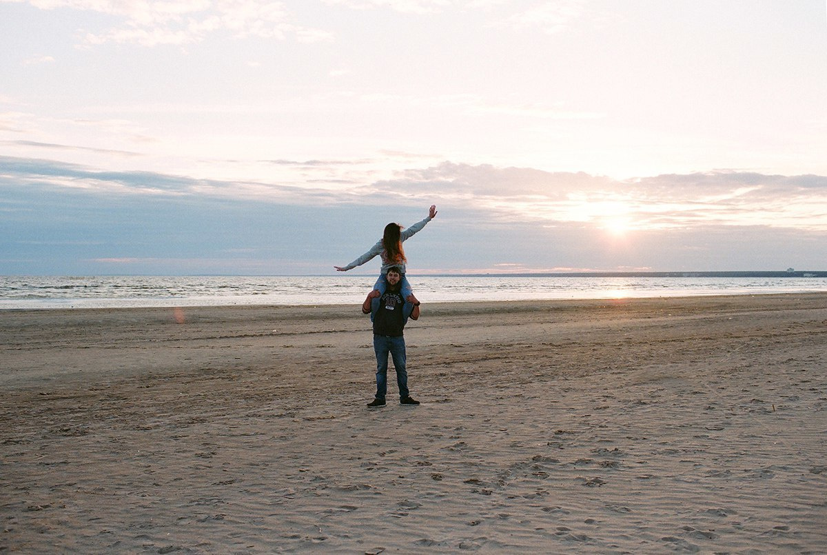 Андрей и Катя. Свадебный и семейный пленочный фотограф в Петербурге Истомина Ирина