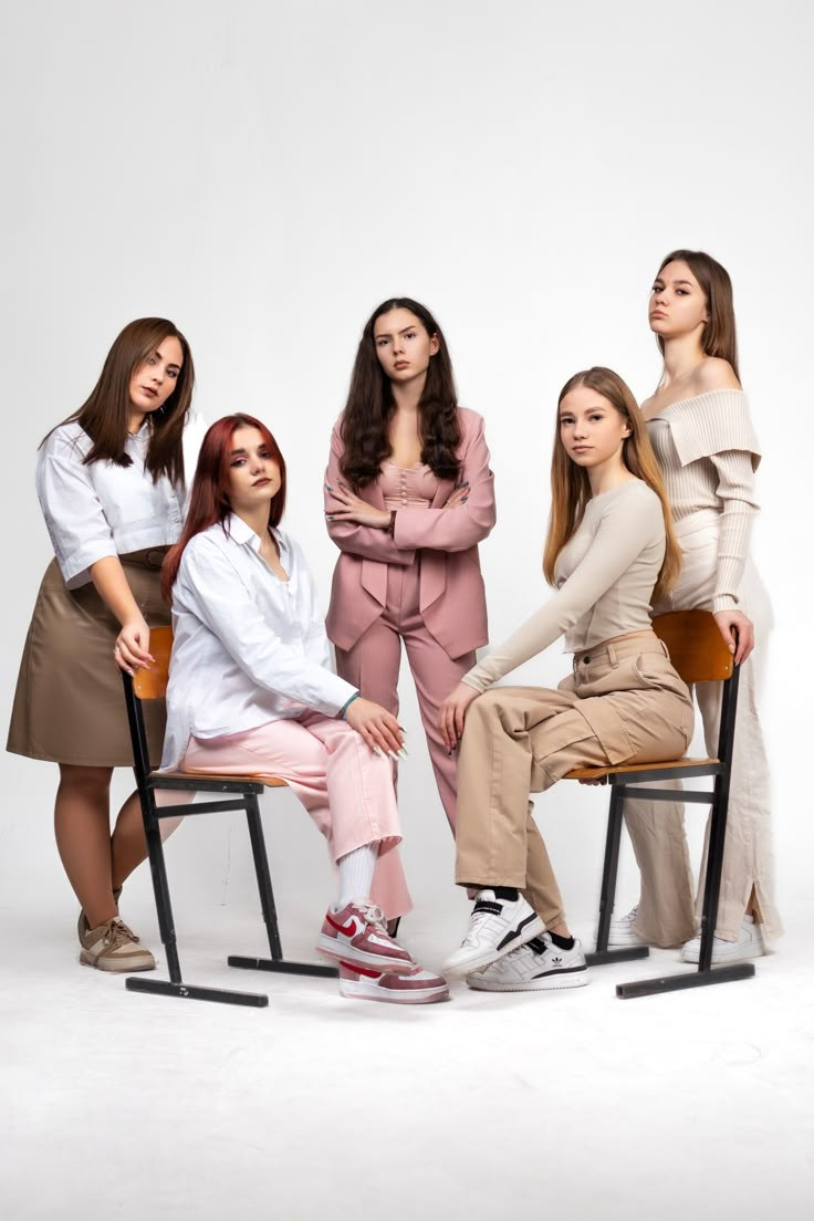 9-11 класс. XPLACEMEDIA — Виньетки в Актобе. Выпускные альбомы в Актобе