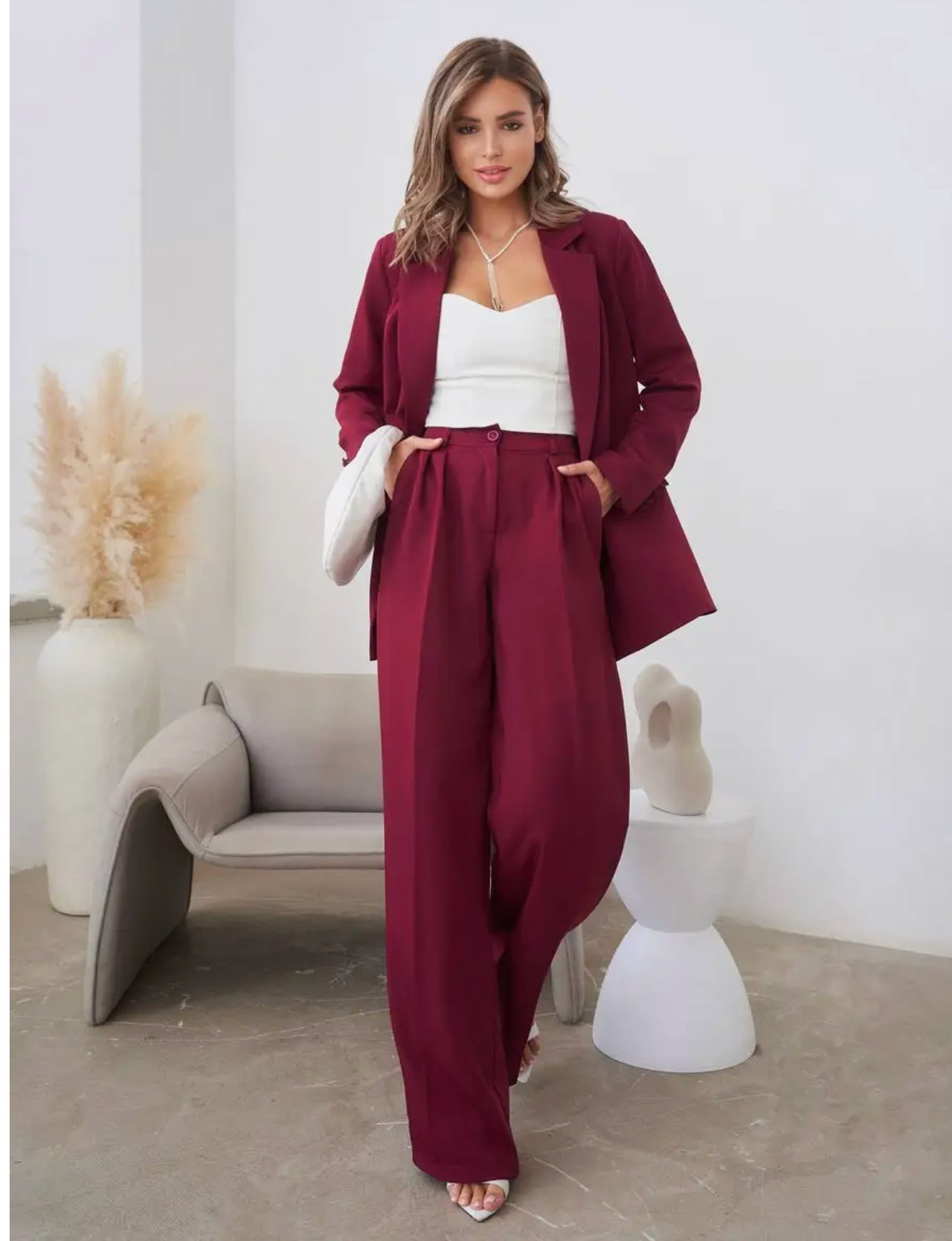 Дарья, 42-44 р-р, 170 рост. KED Production — продакшн из СПб. Создаём фото, видео и контент, который помогает брендам и селлерам продавать больше