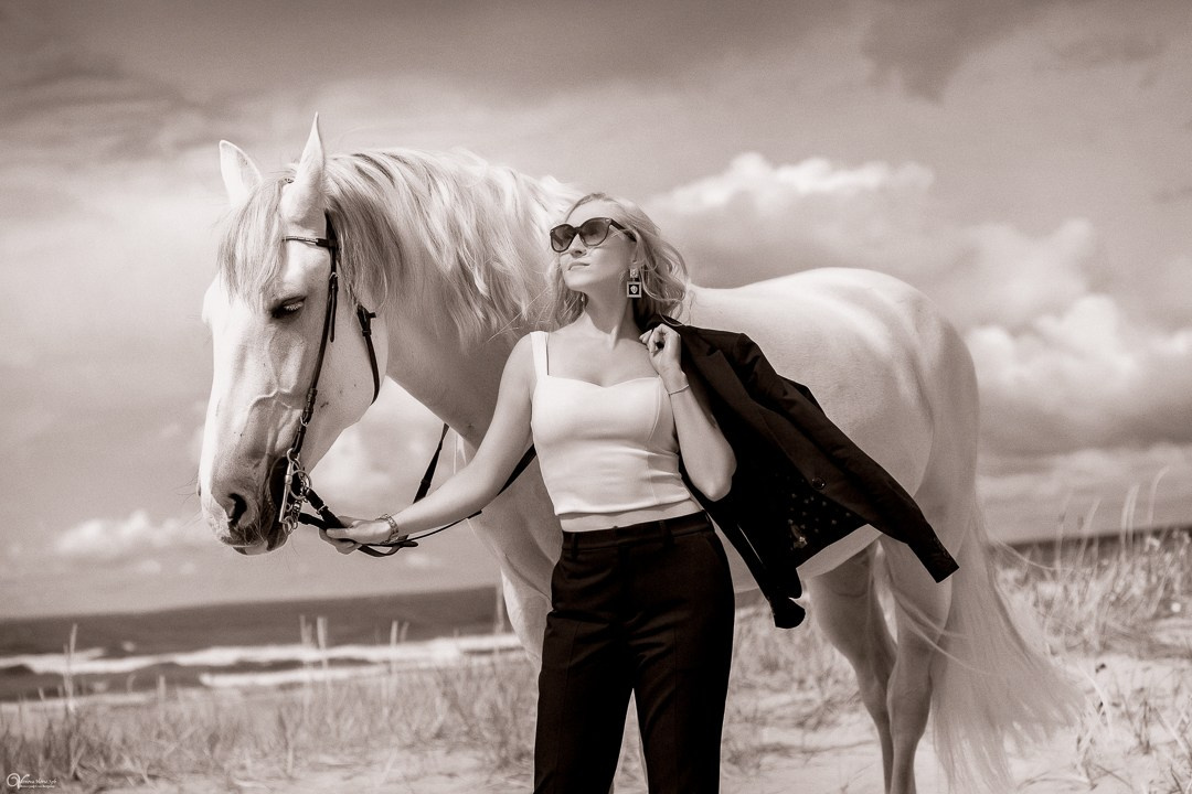 Фотосессии с лошадьми летом. Фотограф женский и мужской портрет Санкт-Петербург