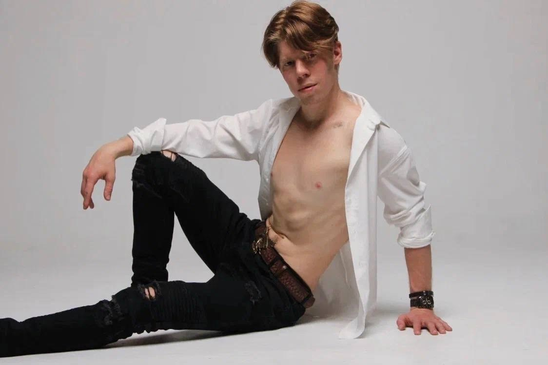 Паша. Костюмер, художник кино и телевидения в спб