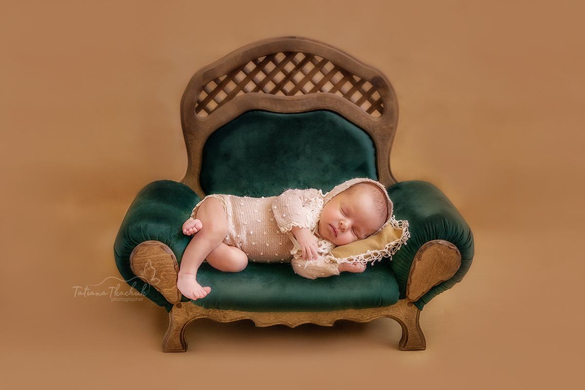 Новорожденные. Фотограф новорожденных беременных в Тюмени Ткачук Татьяна