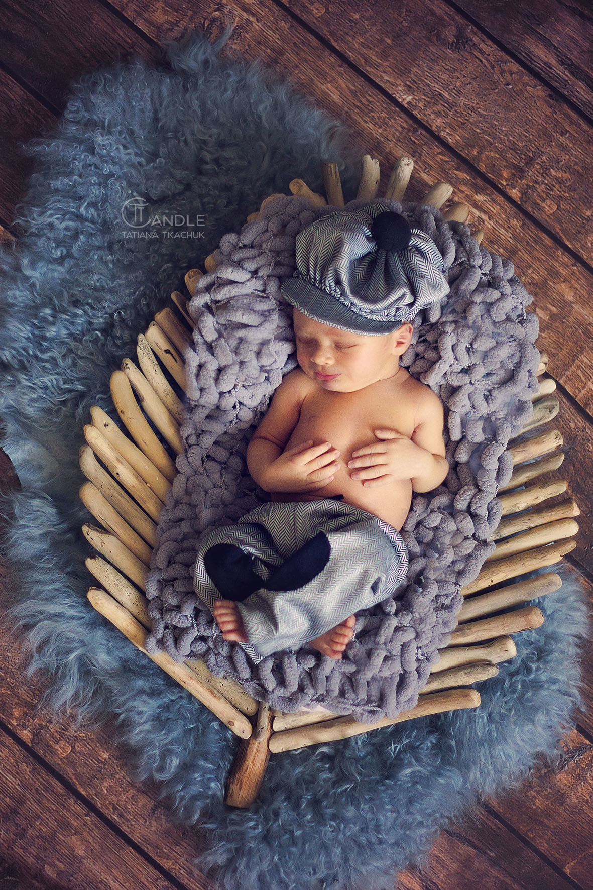 Новорожденные. Фотограф новорожденных беременных в Тюмени Ткачук Татьяна