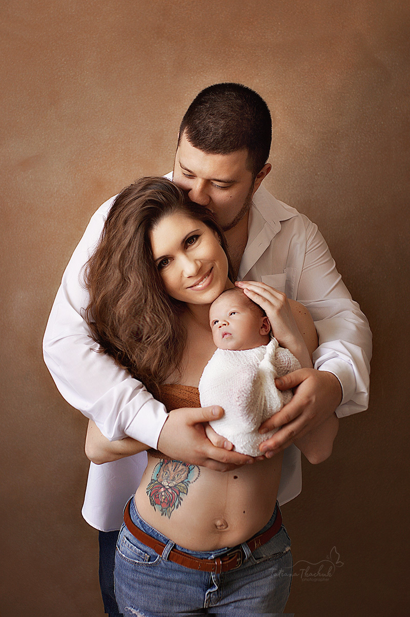 Новорожденные. Фотограф новорожденных беременных в Тюмени Ткачук Татьяна