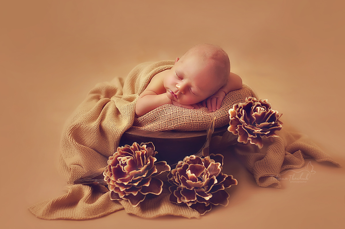 Новорожденные. Фотограф новорожденных беременных в Тюмени Ткачук Татьяна