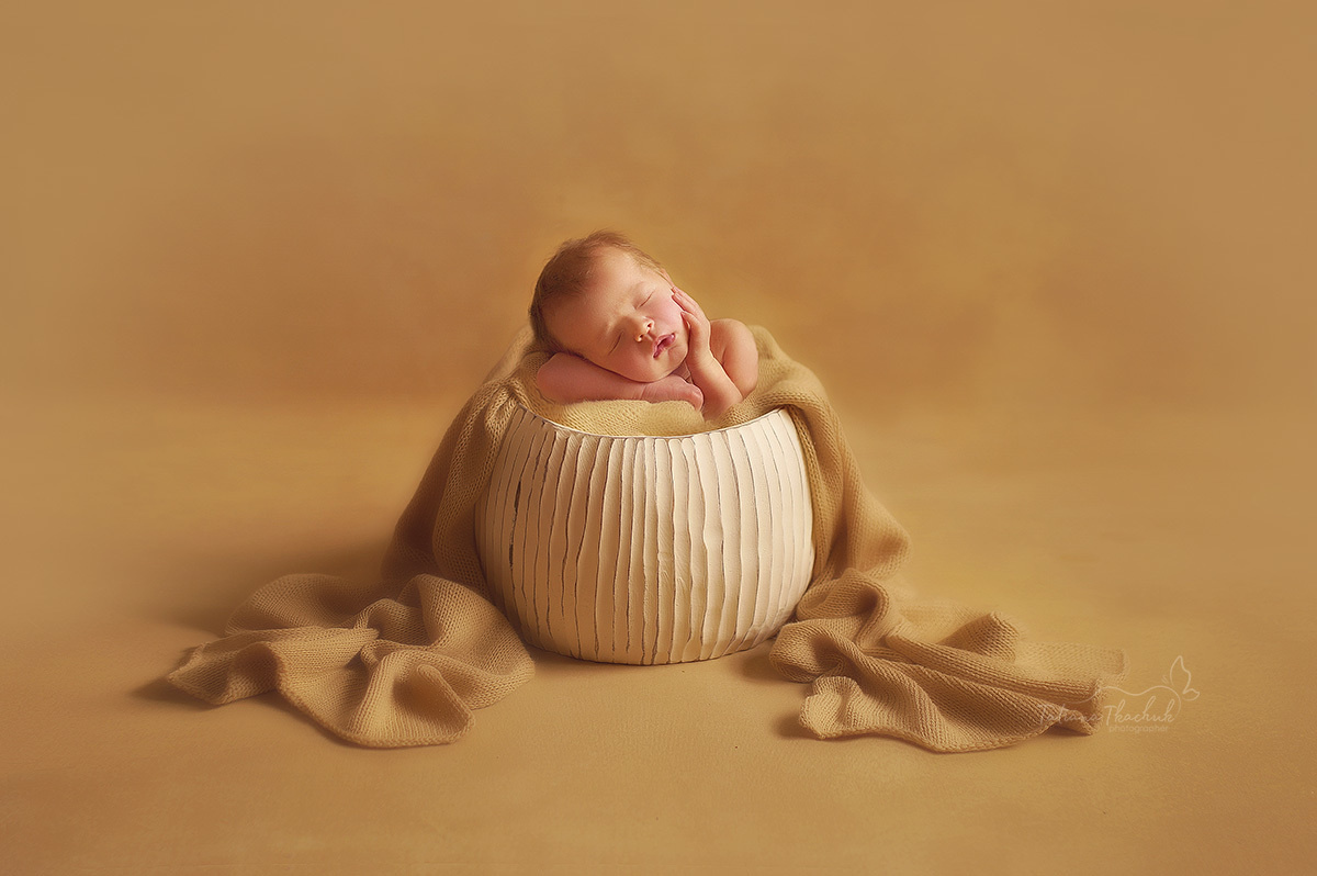 Новорожденные. Фотограф новорожденных беременных в Тюмени Ткачук Татьяна