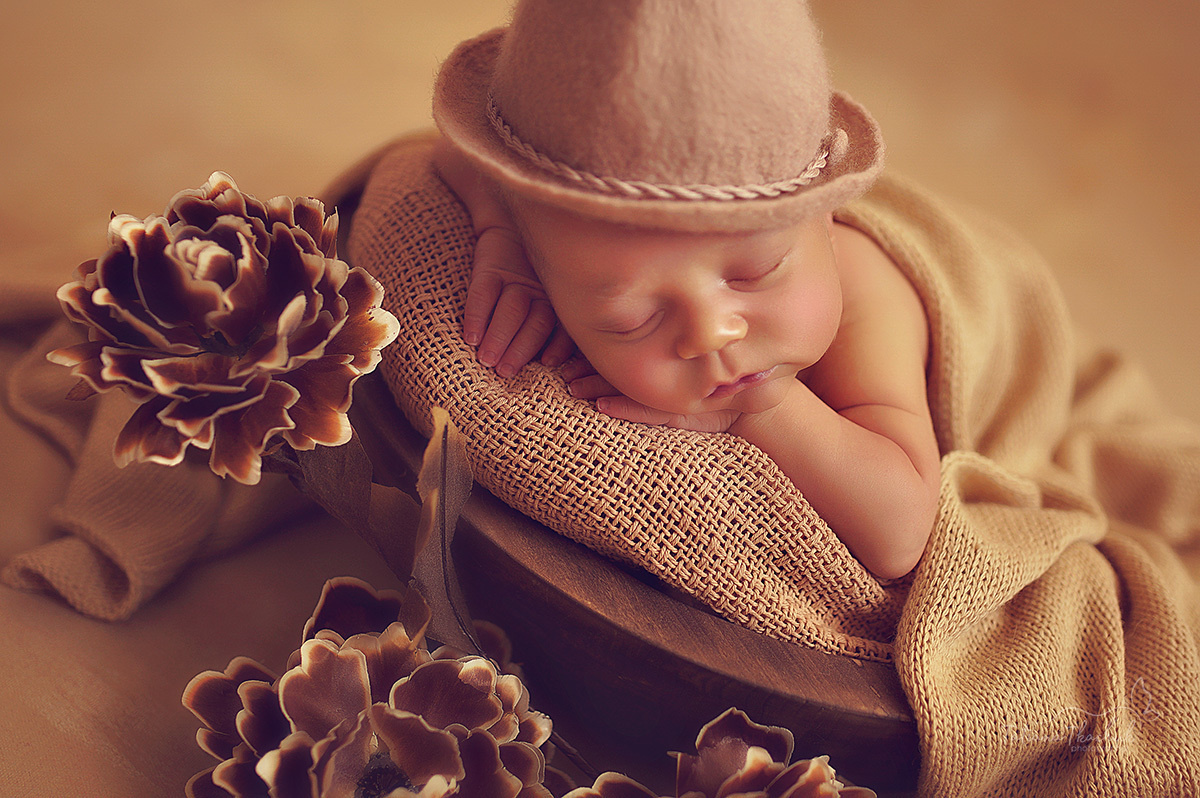 Новорожденные. Фотограф новорожденных беременных в Тюмени Ткачук Татьяна