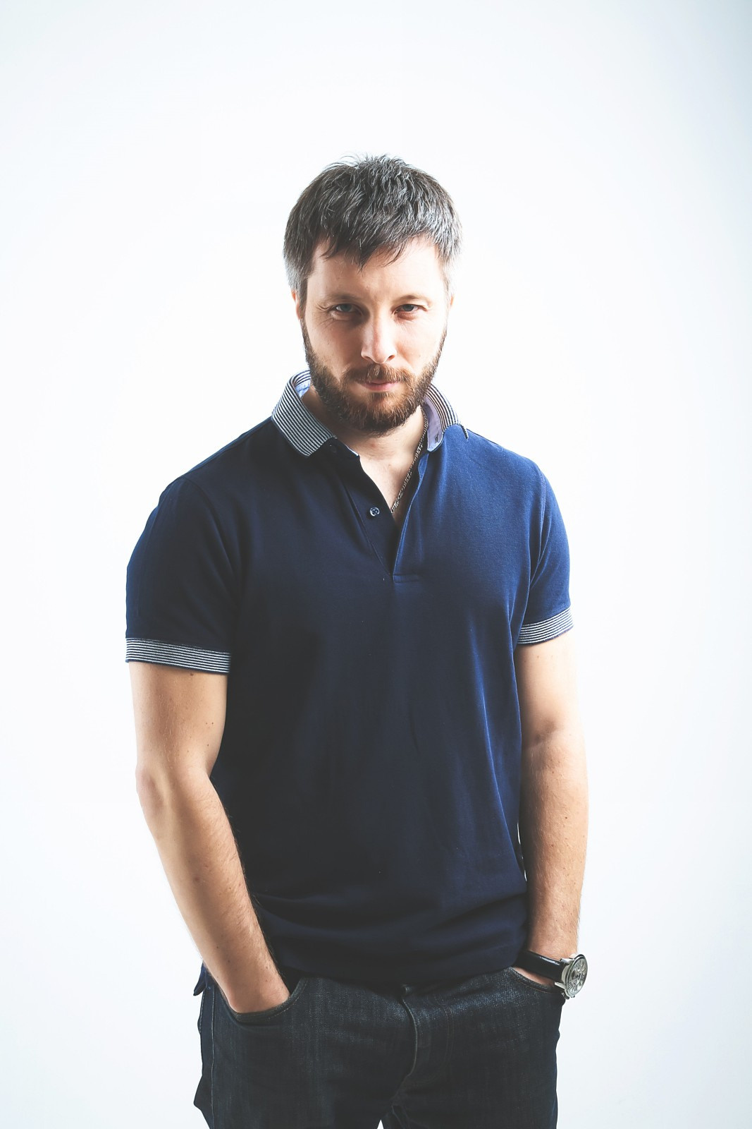 Мужской портрет в студии. Свадебный и репортажный фотограф в Москве и Московской области