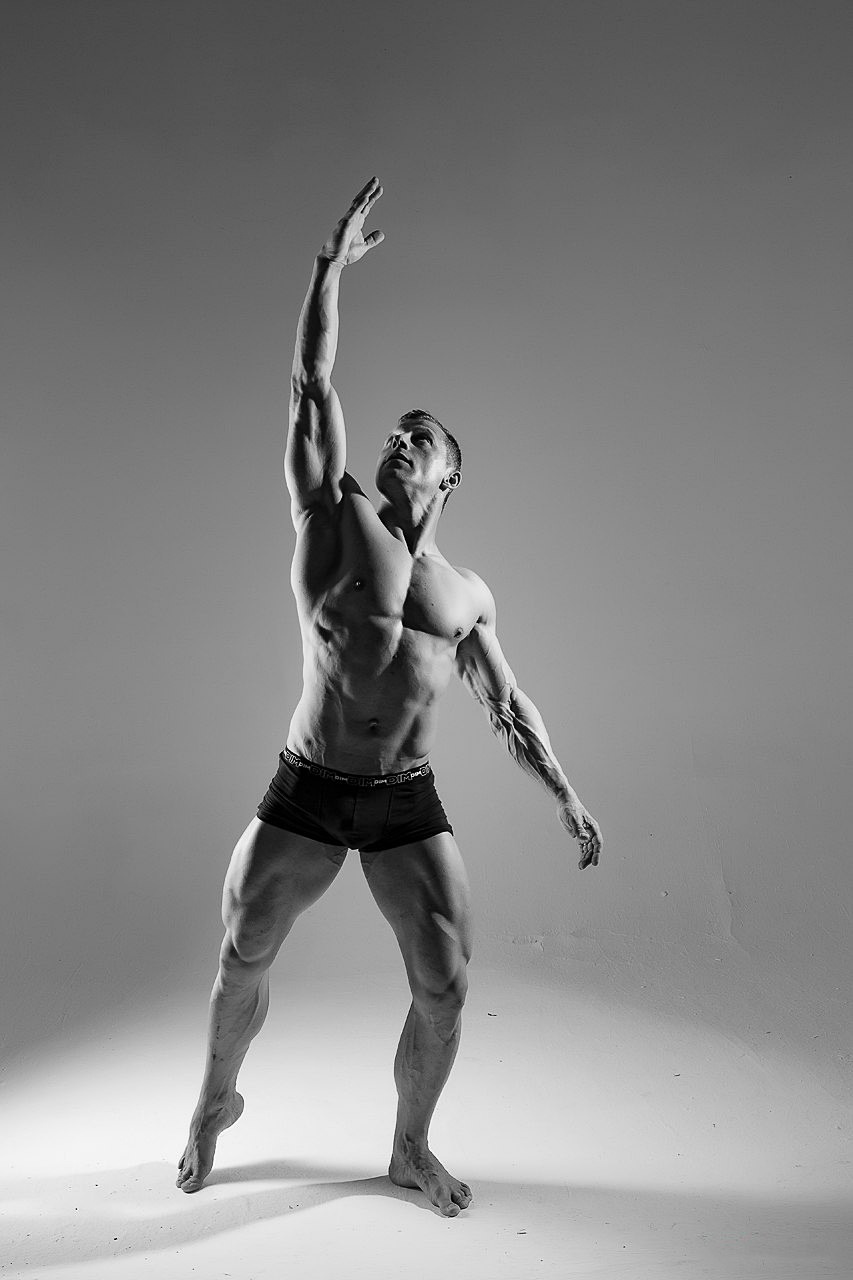 Мужской скульптурный портрет. Свадебный и репортажный фотограф в Москве и Московской области