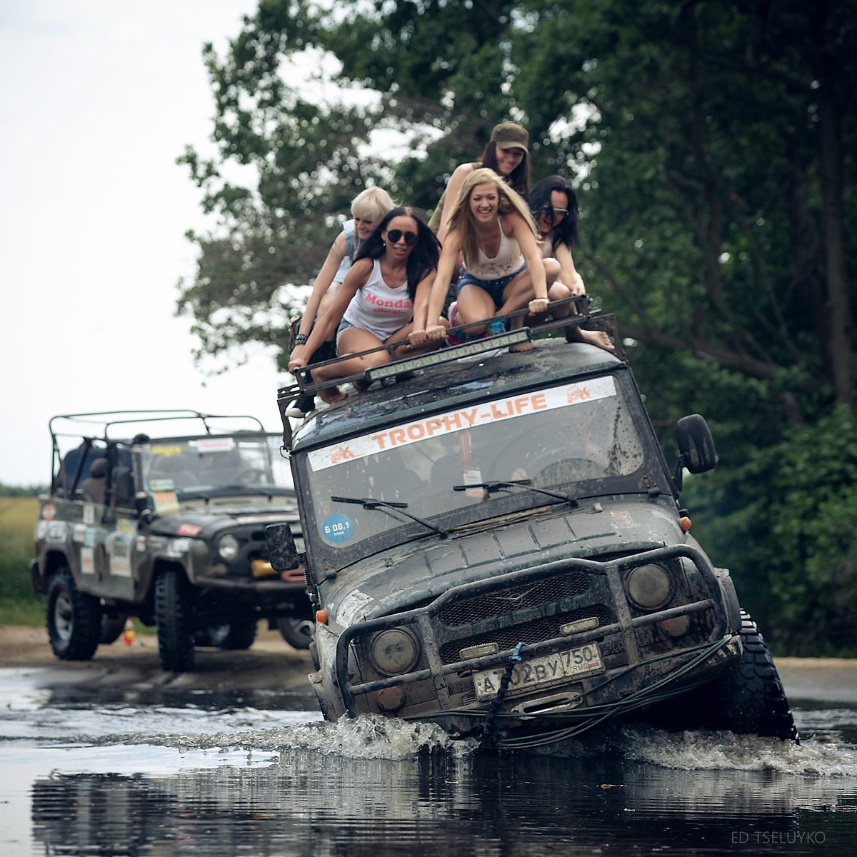Портрет с Авто. Свадебный и репортажный фотограф в Москве и Московской области