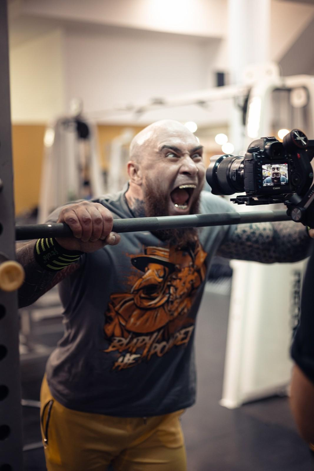 Роман. Свадебный и репортажный фотограф в Москве и Московской области