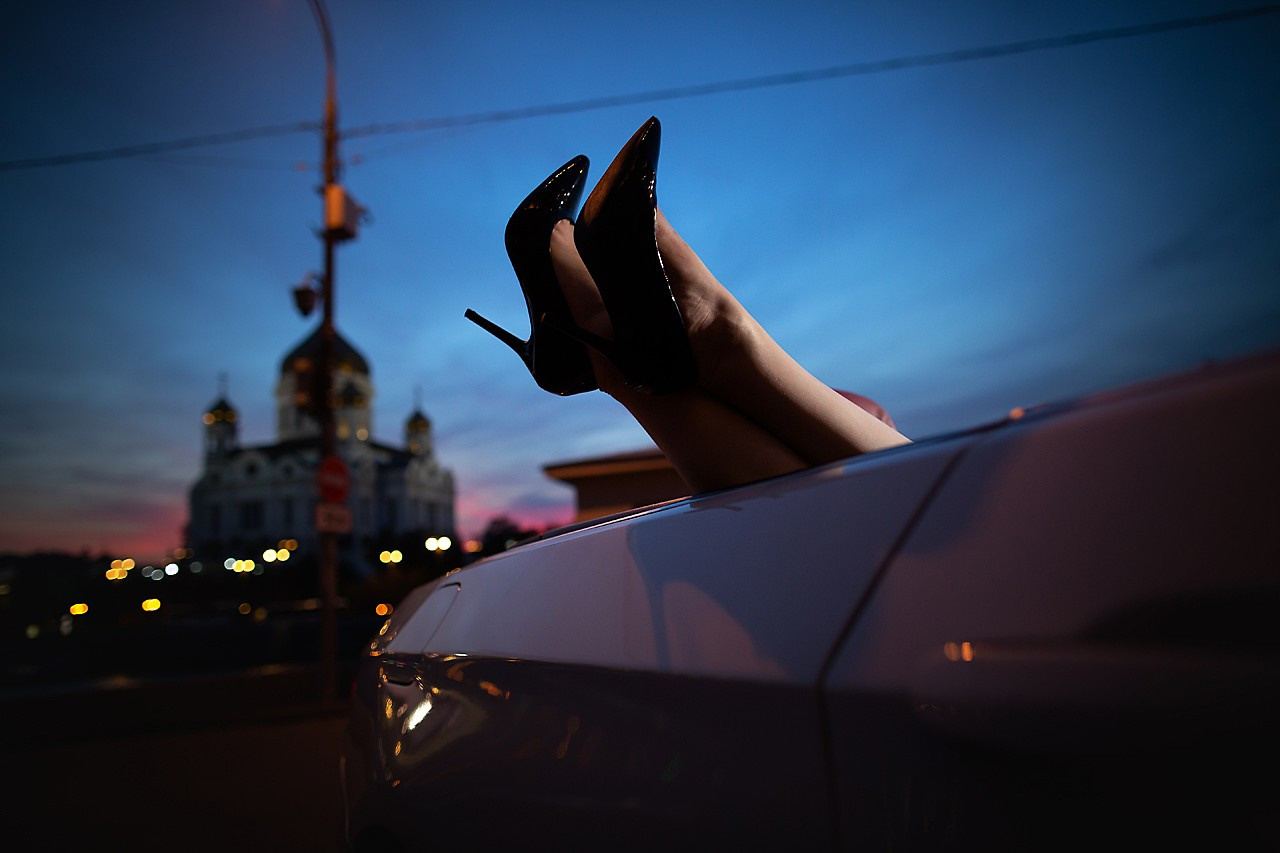 Портрет с Авто. Свадебный и репортажный фотограф в Москве и Московской области