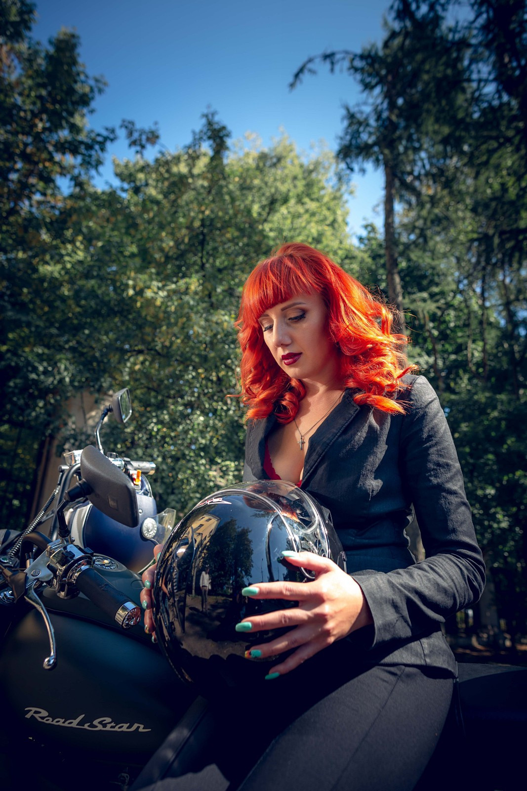 Портрет с мото. Свадебный и репортажный фотограф в Москве и Московской области