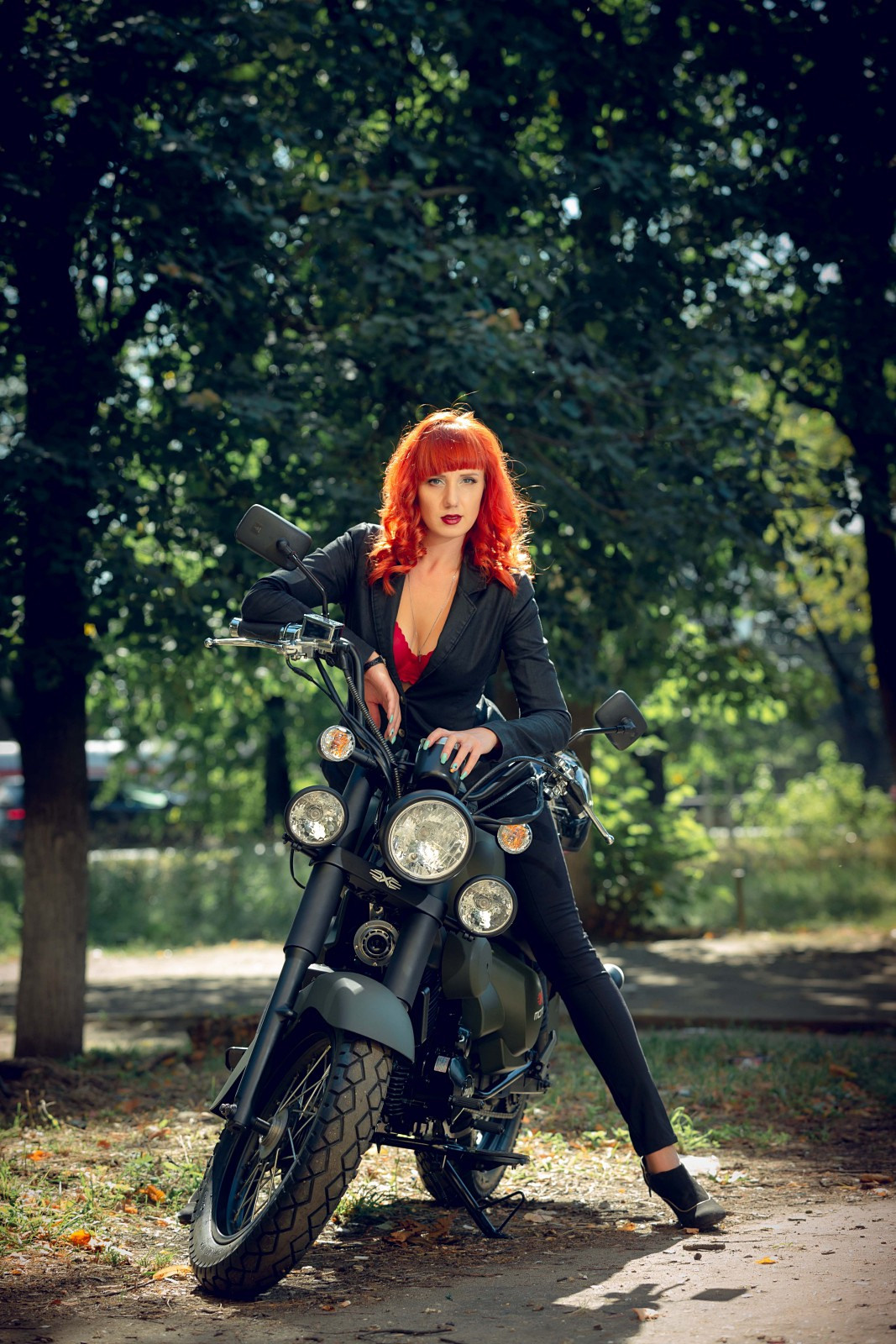 Портрет с мото. Свадебный и репортажный фотограф в Москве и Московской области