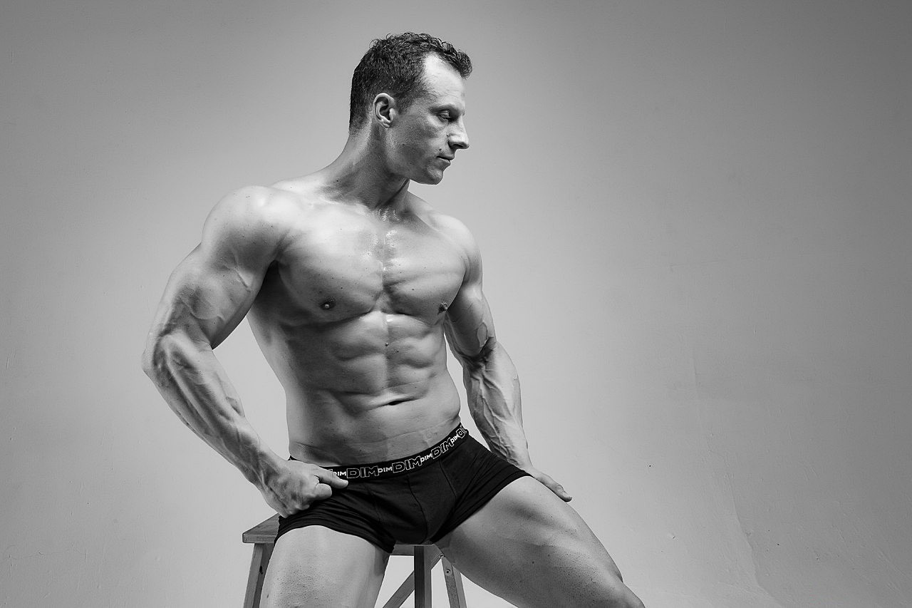 Мужской скульптурный портрет. Свадебный и репортажный фотограф в Москве и Московской области