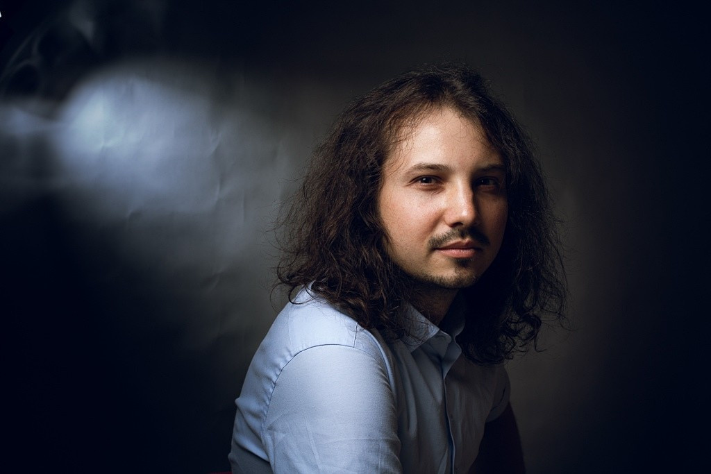 Мужской портрет в студии. Свадебный и репортажный фотограф в Москве и Московской области