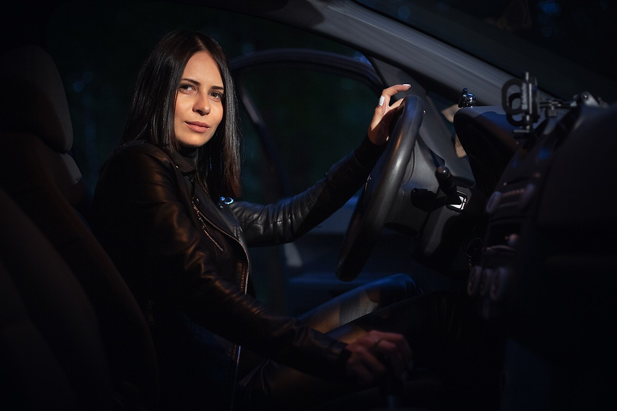 Портрет с Авто. Свадебный и репортажный фотограф в Москве и Московской области