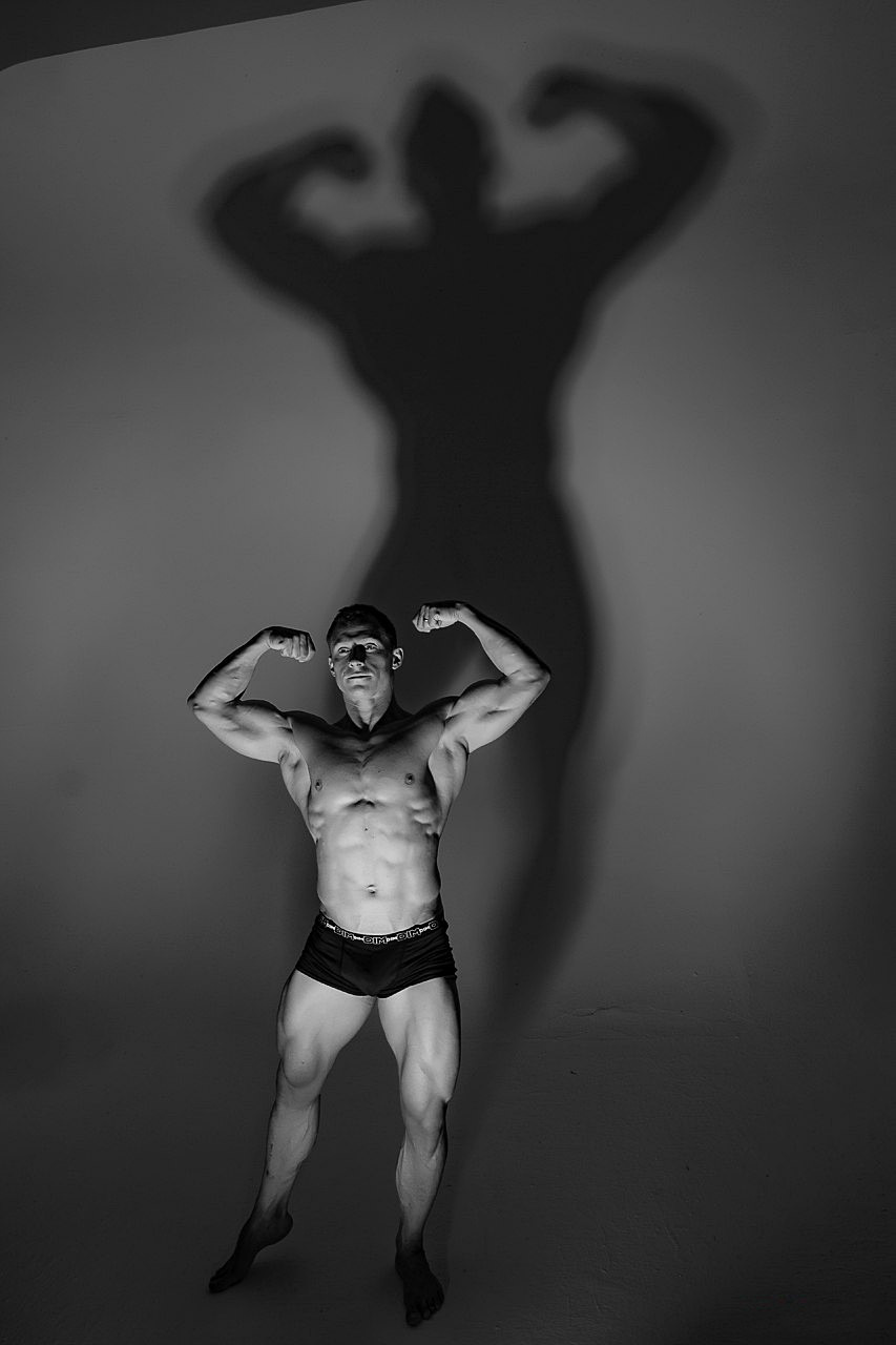 Мужской скульптурный портрет. Свадебный и репортажный фотограф в Москве и Московской области