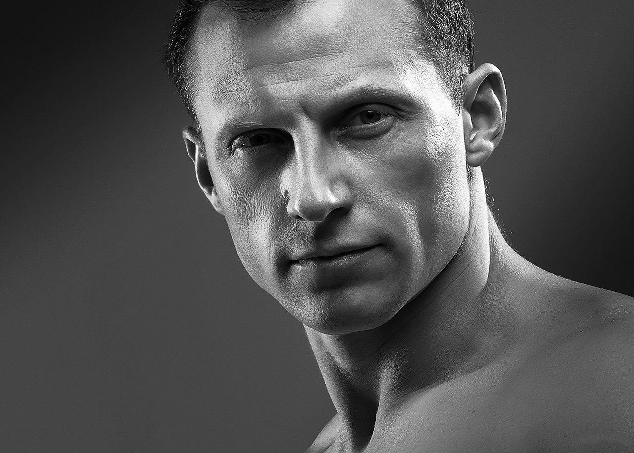 Мужской скульптурный портрет. Свадебный и репортажный фотограф в Москве и Московской области