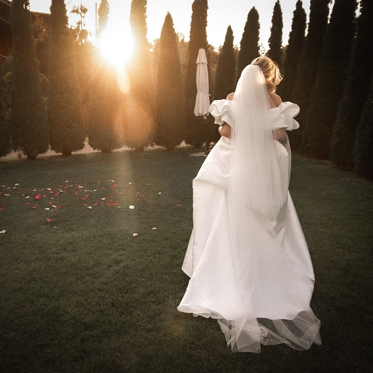 Свадебная съемка в загородном клубе Artiland. Свадебный и портретный фотограф в Москве Жердев Даниил