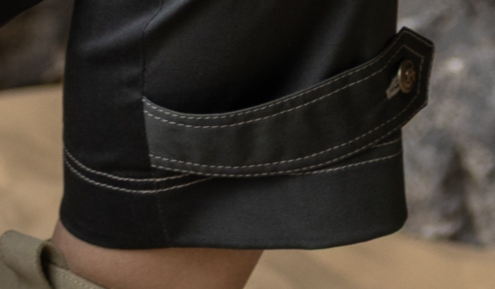 NATURAL SAFARI CLASSIC TROUSERS. NATURAL SAFARI FASHION