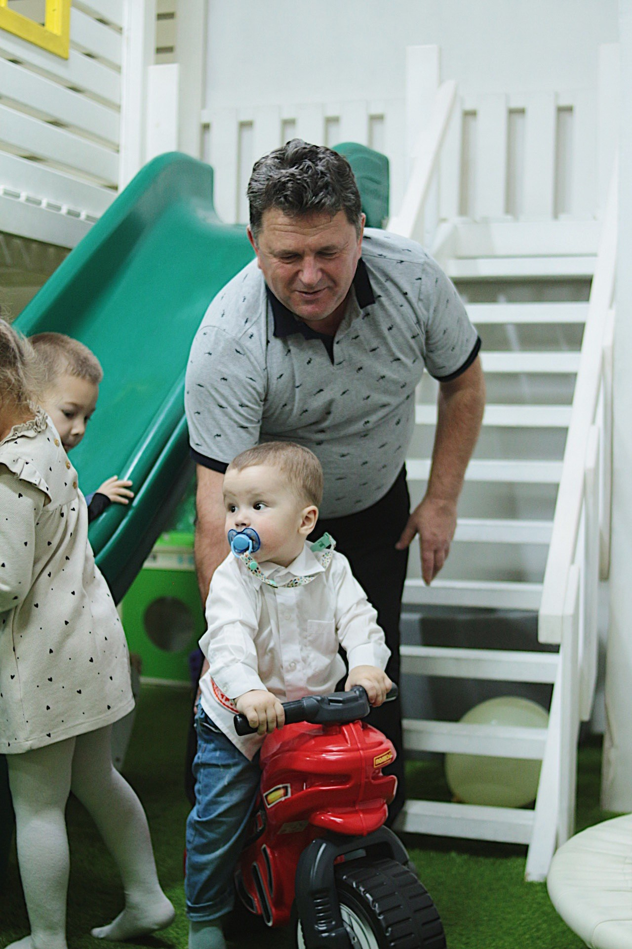 Егор 5 лет. Фотограф Пирумян Анна. г. Сургут, г. Воронеж