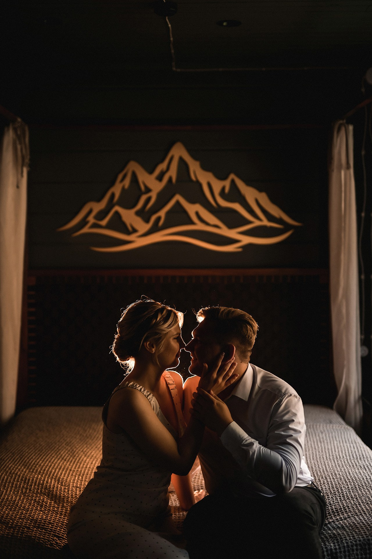 🏡 Роман и Мария — классическая свадьба в "Соснах" | Элегантные фото в доме событий под Красноярском. 📸 Свадебный и семейный фотограф в Красноярске Тихомиров Евгений | 17 лет опыта | 800+ свадеб